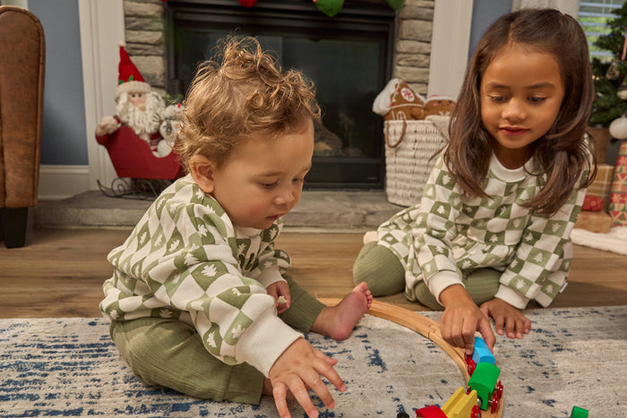 2-Piece Baby Boys Green Trees Sweatshirt and Pant Set outfits Gerber®