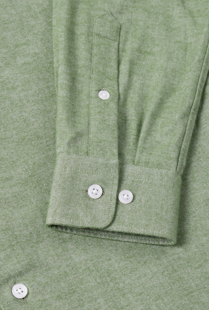 Green Cutaway Collar Standard Fit Flannel Shirt