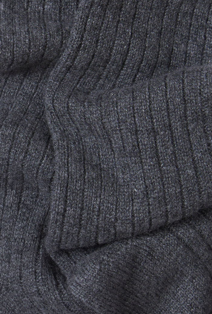 Grey Mid Calf Heavyweight Cashmere Lounge Socks