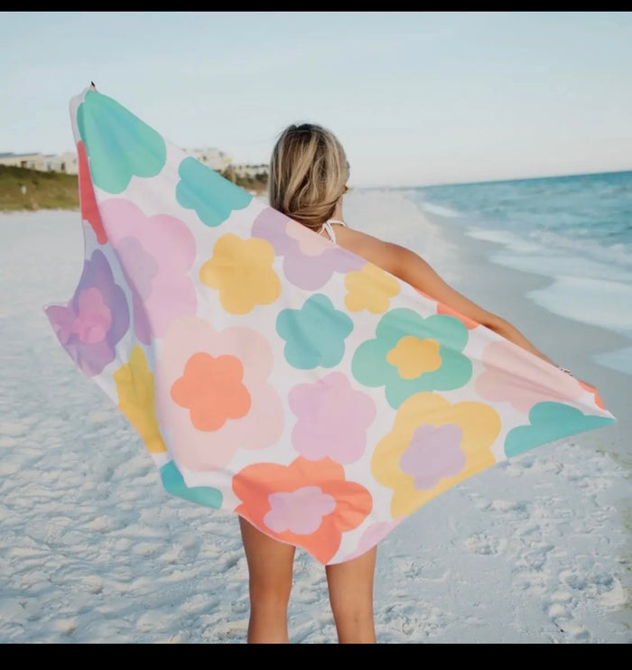 Groovy Flower Microfiber Reversible Towels