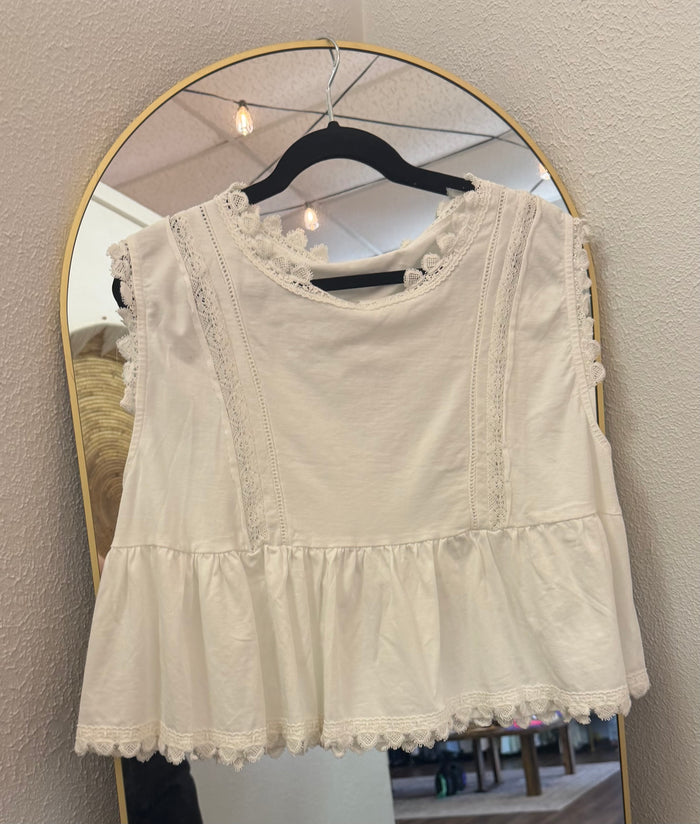 Peplum Lace Accent Sleeveless Top